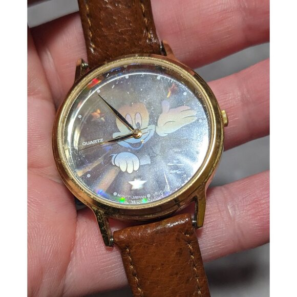 Vintage Lorus Holographic Collectible Mickey Watch main image 7